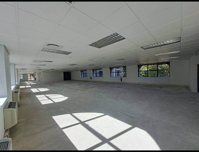 1,575M² OFFICE TO LET IN ILLOVO